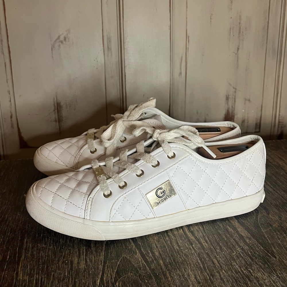 Guess GBG Los Angeles Women's Backer Quilted White Sneaker low top Backer 2 9.5M